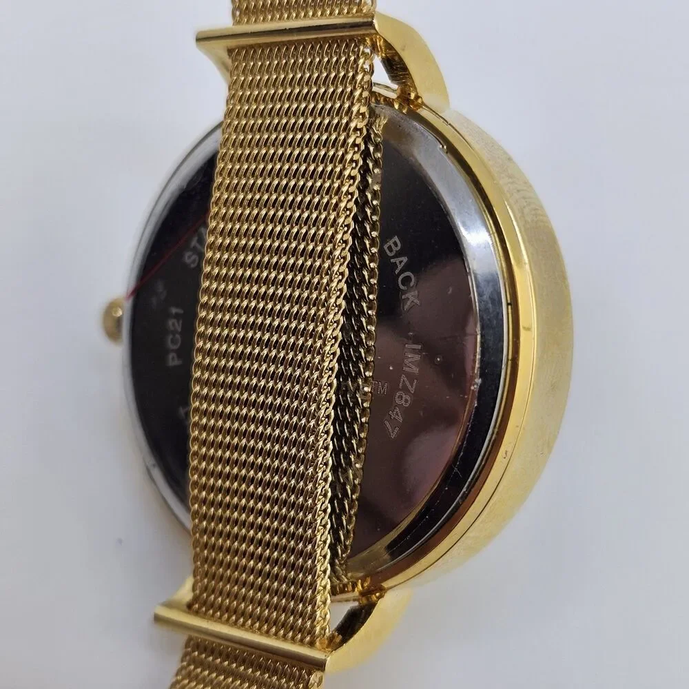 Issac Mizrahi Live Women's Watch 36MM Gray Dial Gold Case Mesh‎ Band New Battery